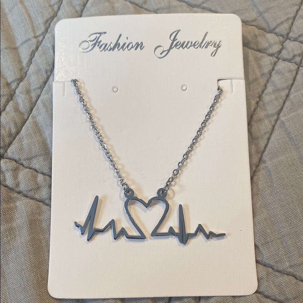 Heart Rhythm Silver Chain Necklace NWOT